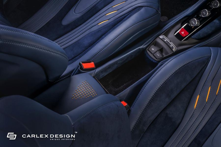 Детали интерьера Ferrari 488 Spider by Carlex Design 2018 года  (фото 15 из 20)